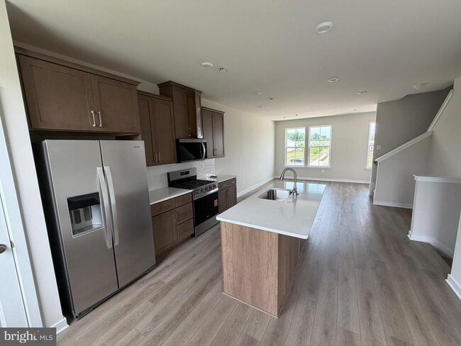 Building Photo - 368 Mingo Way