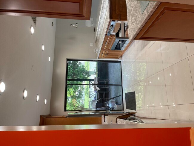 Building Photo - 5941 Strawberry Lakes Cir