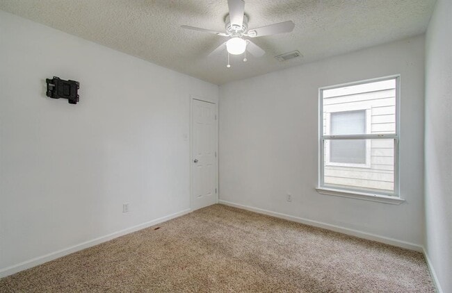 Building Photo - 11123 Wild Goose Dr