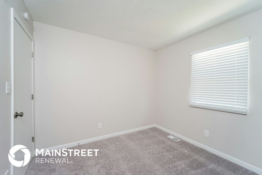 Building Photo - 4403 Gaudet Rd