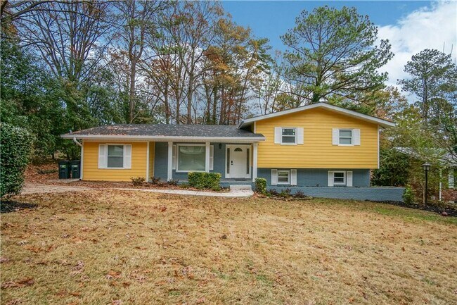 Primary Photo - 2640 Casher Dr