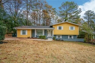 Building Photo - 2640 Casher Dr