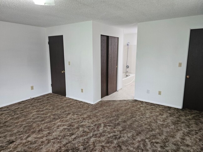 Building Photo - 208 Aquarius Way