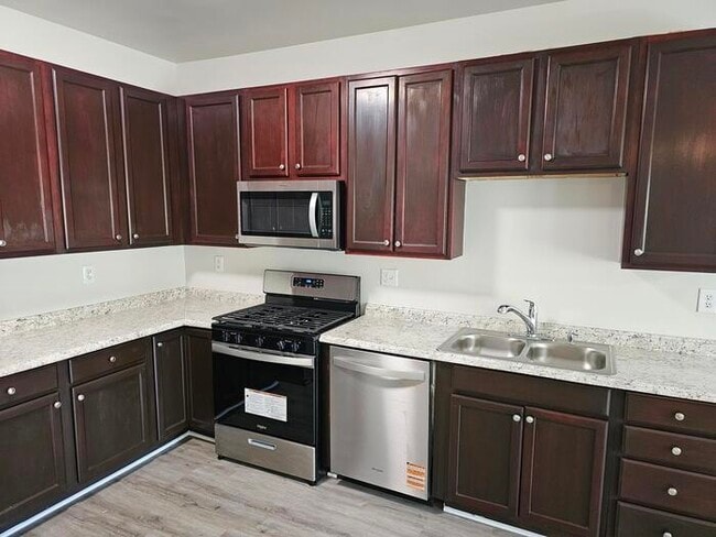 Building Photo - 4316 Notting Hill Dr SW