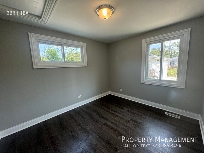 Building Photo - Midlothian Area Completely Updated Ranch H...