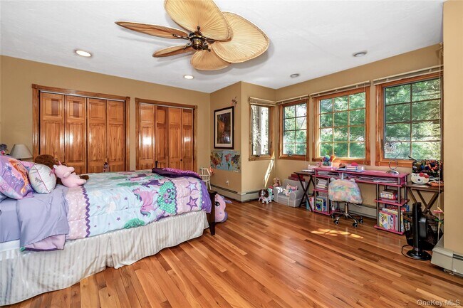 Building Photo - 16 Faraway Rd