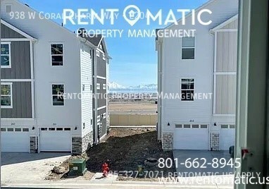 Building Photo - 938 W Coral Charm Wy