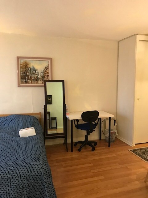 study spot - 2101 Chestnut St