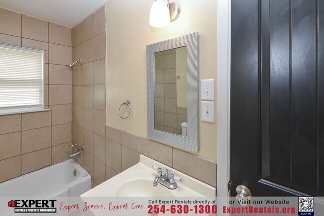 Building Photo - Discover Your New Home: Charming 2-Bedroom in Killeen, TX!