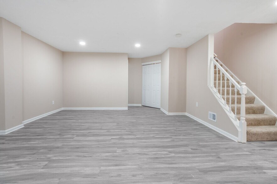 Building Photo - 3671 Waterwheel Sq