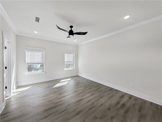 Building Photo - 284 Stoneykirk Dr