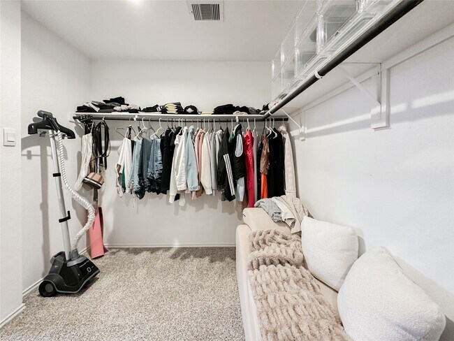 Building Photo - 21527 Violet Rdg Rd