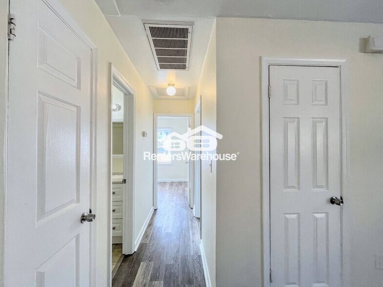 Building Photo - 2838 Eric Ct