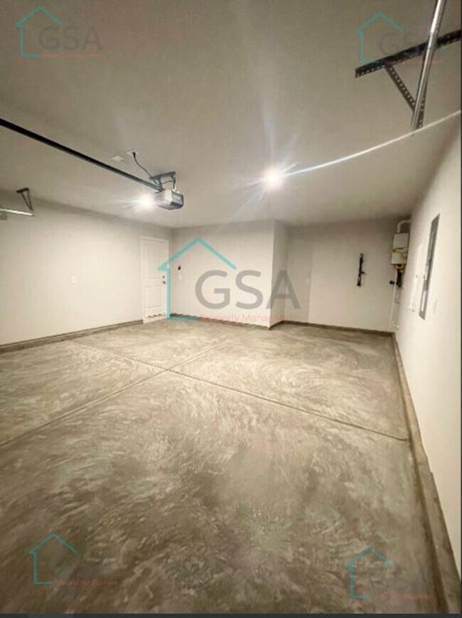 Building Photo - 3 Bedroom 2 Bath Lyman, SC 29365 Available...