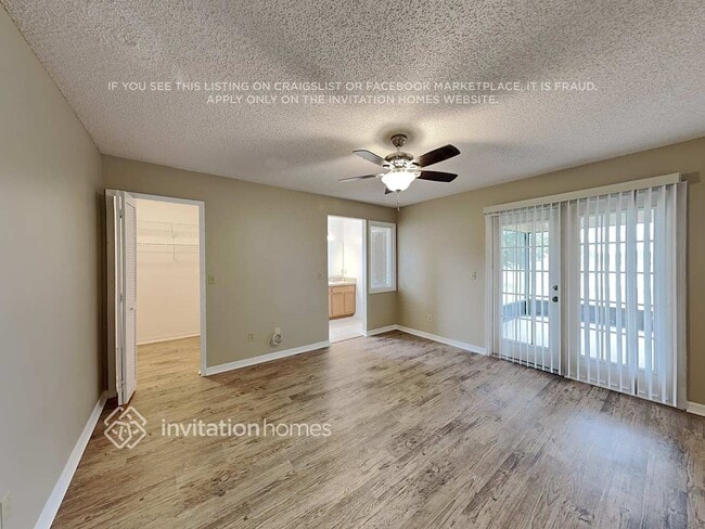 Building Photo - 2561 Alton Rd