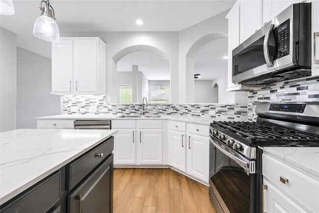 Building Photo - 20138 Jasper Oaks Dr