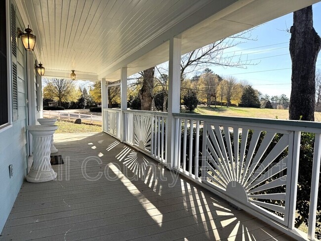 Building Photo - 5485 Union Church Rd