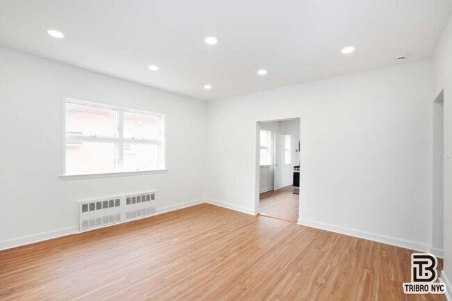 Building Photo - 4 bedroom in BROOKLYN NY 11214