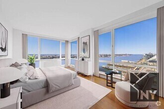 Building Photo - 2 bedroom in New York NY 10036