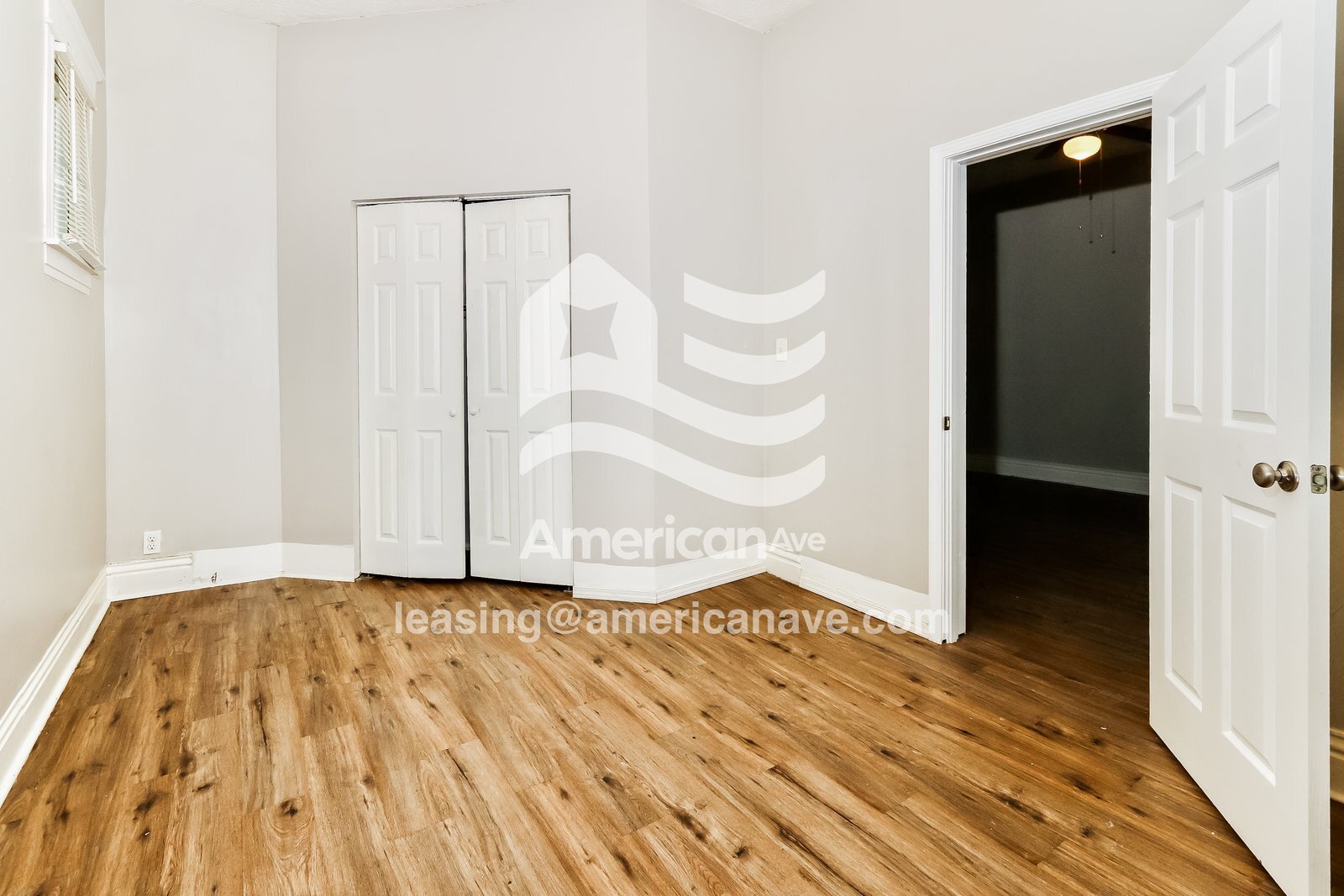 Building Photo - 728 S 35th St