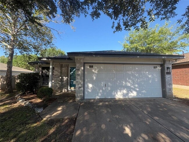 Building Photo - 1207 Shaun Dr