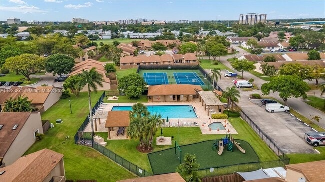 Building Photo - 2031 SW 81st Way