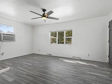Building Photo - 5604 Bjelde Ln