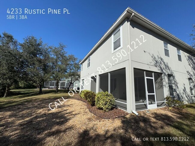 Building Photo - Spacious Wesley Chapel Home