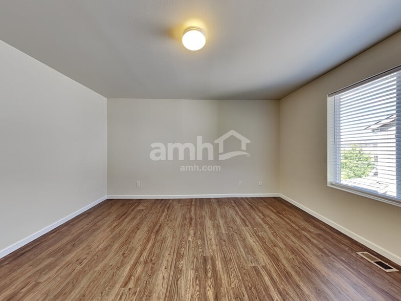 Building Photo - 11022 191st St Ct E