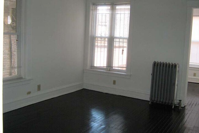 Floorplan - 918 E. Hyde Park Boulevard