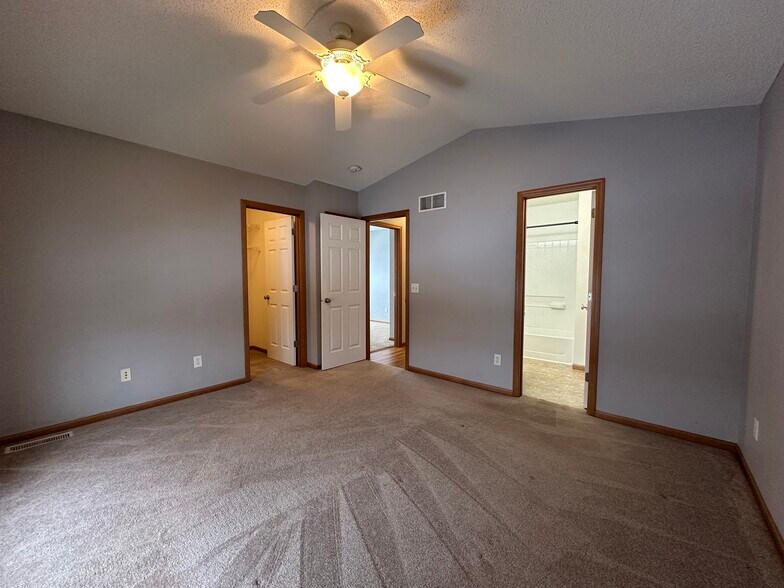 Building Photo - 5035 149th St. N. Unit 2