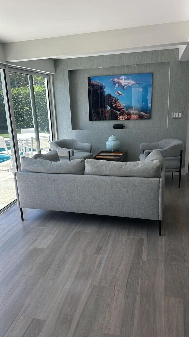 Building Photo - 103 W Sandpiper Cir