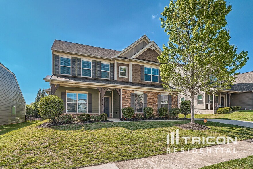 Building Photo - 3019 Burgess Dr