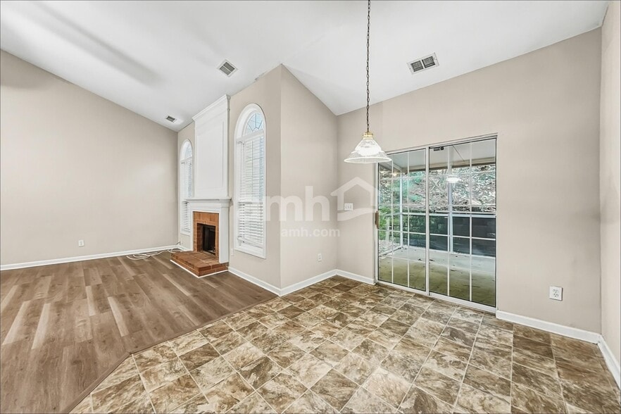Building Photo - 2259 Howell Farms Pt NW
