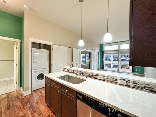 Illustration of Top Floor Downtown Apartments