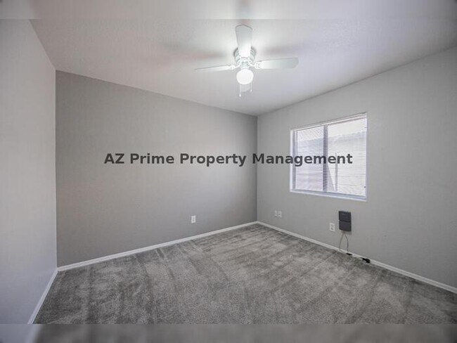 Building Photo - 13344 W Desert Ln