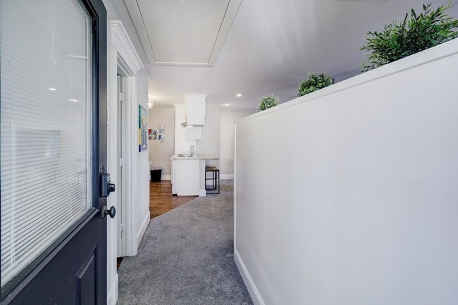 Building Photo - 516 Heights Blvd