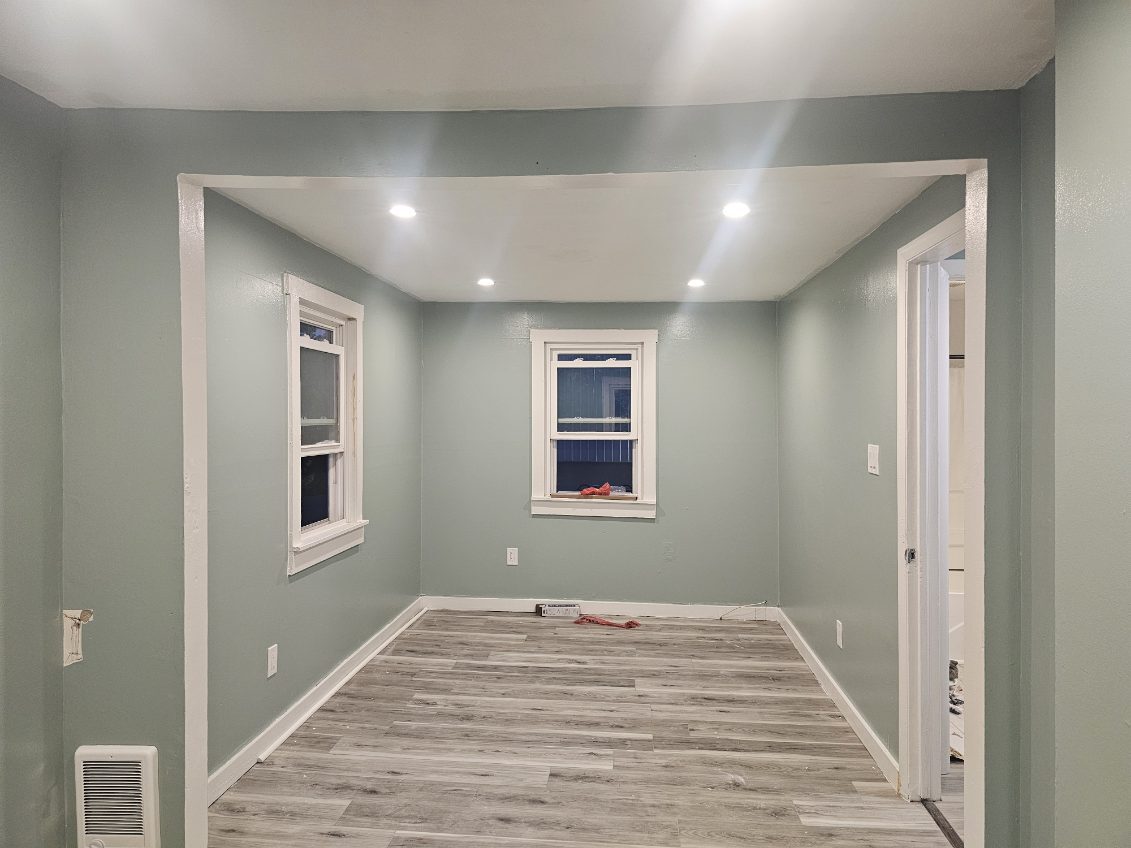 Building Photo - 1 1/2 Oliver Ave