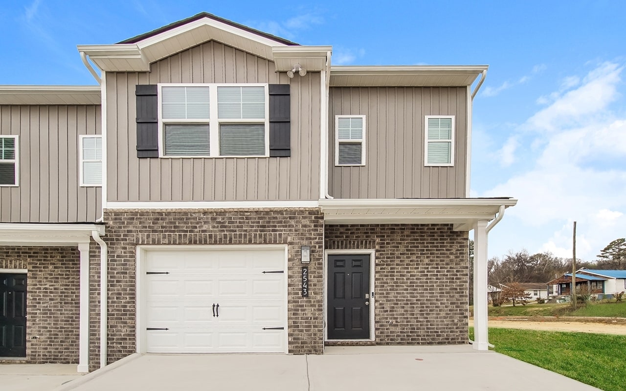 Building Photo - 7336 Valley Grove Ln