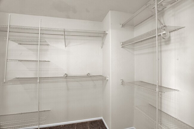 Building Photo - 23207 Cannery Rd