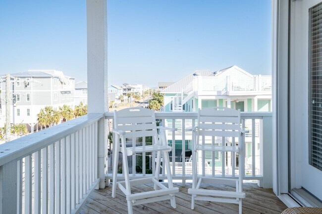 Building Photo - PLAN AND SECURE YOUR WINTER GETAWAY NOW, W...