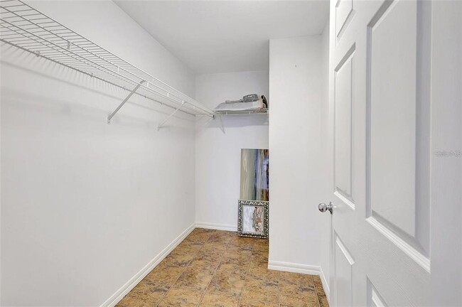 Building Photo - 5500 Bentgrass Dr