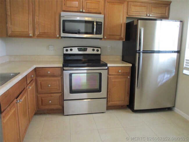 Building Photo - 22053 Palms Way