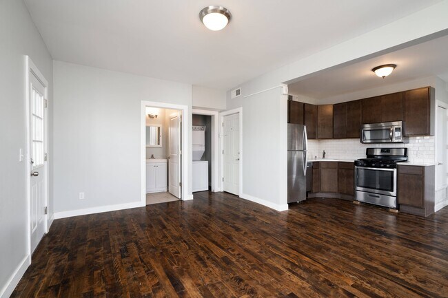 Entry Way - 1207 W. 25th St.