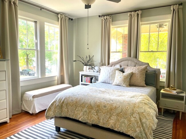 Building Photo - Charming 3-Bedroom Home in the Heart of Ol...