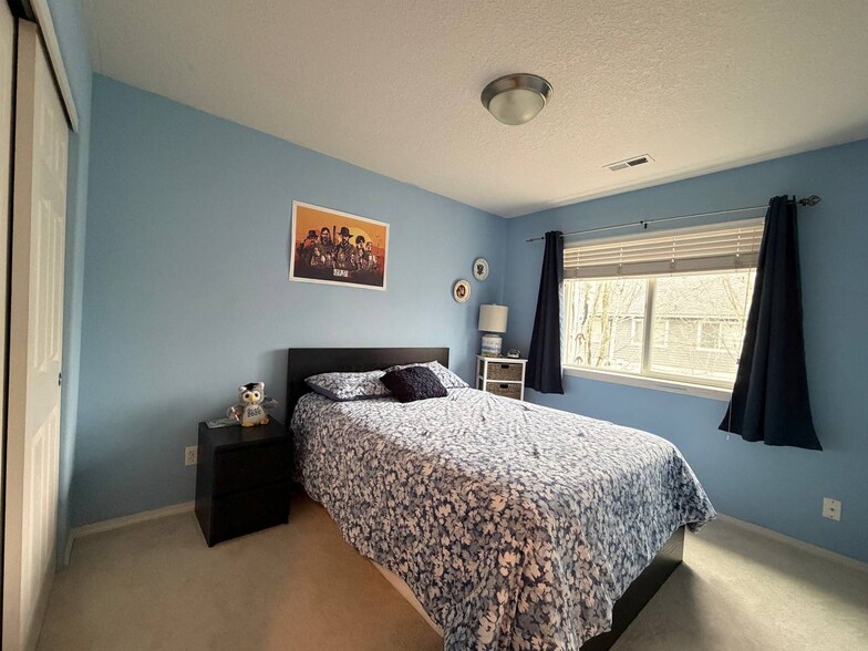 Building Photo - 6233 SW 208th Ter