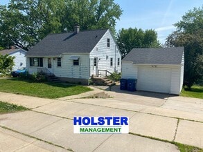 Building Photo - 213 N 10th Ave