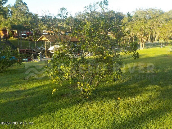 Building Photo - 1761 Oak Grove Dr S