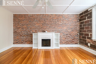 Building Photo - 294 Spring Street Ext