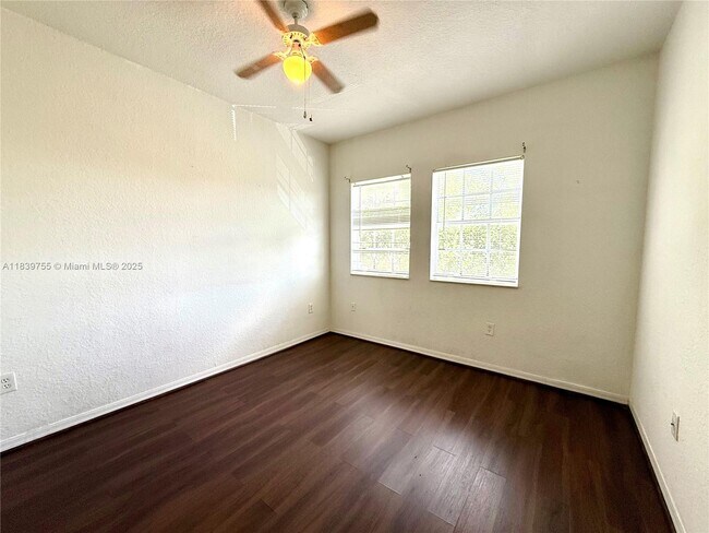 Building Photo - 5670 NW 116th Ave